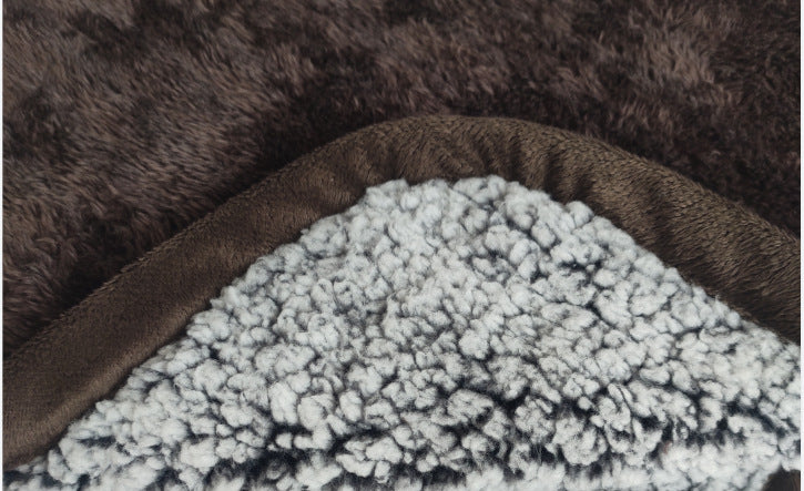 Waterproof urine-proof pet blanket in coffee brown